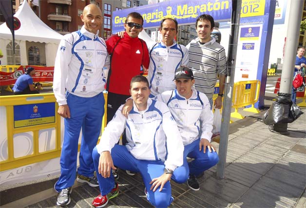 Gran representación del Triabona en la Gran Canaria Maratón 2013